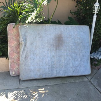 678 Rid Junk - We haul away old mattresses - Junk Removal & Hauling Near Me - Marietta, Georgia 678 Rid Junk - We haul away old mattresses - Junk Removal & Hauling Near Me - Marietta, Georgia