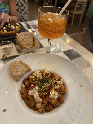 Cavò Bistrot by null