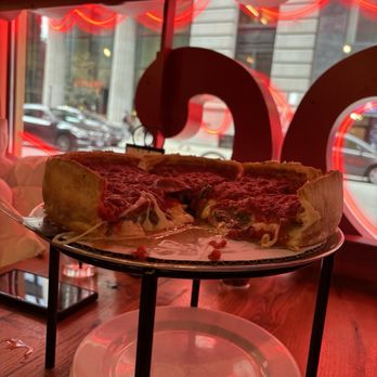 Giordano's - Deep Dish - Pizza Near Me - Chicago, Illinois Giordano's - Deep Dish - Pizza Near Me - Chicago, Illinois
