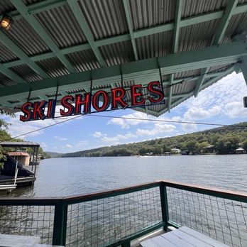 SKI SHORES CAFE - Updated July 2025 - 453 Photos & 488 Reviews - 3103