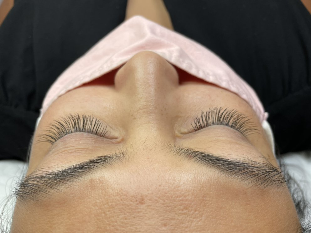 Winkiss Beauty Studio Logo