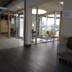 NextCare Urgent Care, Prescott Valley - Practically empty waiting rooms but an hour behind schedule on appointments and walk-ins are told a 5 or 6 hour wait. Why?