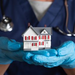 V's Home Care and Nursing Care