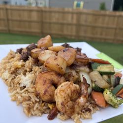Personal Hibachi Chef - Combination platter with filet mignon, scallops and shrimp