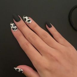 The nails Cindy did for me :) The nails Cindy did for me :)