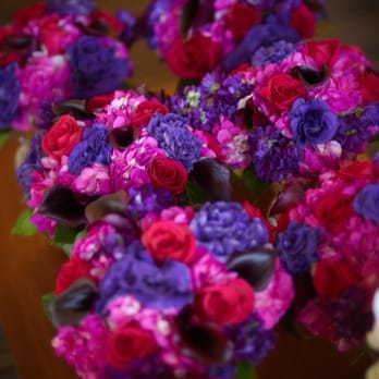 Yonan's Floral - Bridesmaids bouquets - Florists Near Me - Turlock, California Yonan's Floral - Bridesmaids bouquets - Florists Near Me - Turlock, California