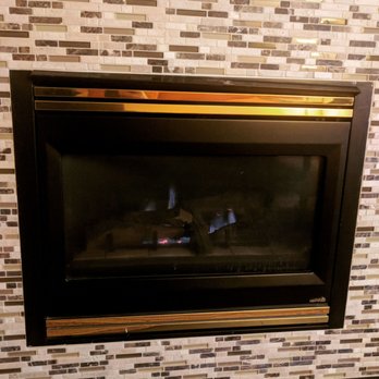 Courtyard by Marriott Waterloo St. Jacobs - Fireplace! - Hotels Near Me - Waterloo, Ontario