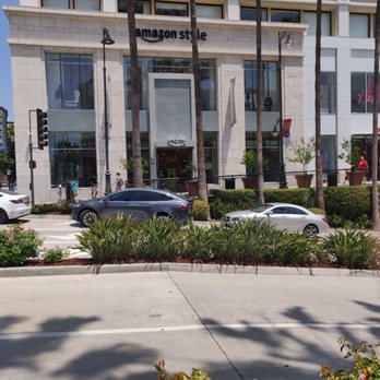 Amazon Style - Outside - Accessories Near Me - Glendale, California Amazon Style - Outside - Accessories Near Me - Glendale, California