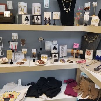 Tribeca Boutique - Women's Clothing Near Me - Lakeway, Texas