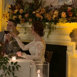 Look at the mantle arrangement! Look at the mantle arrangement!