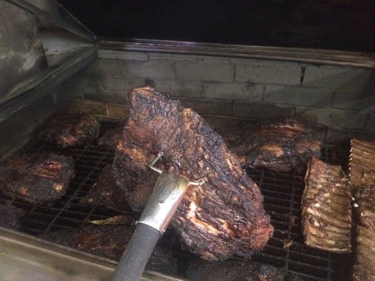 Pizzitola’s Heritage BBQ by null