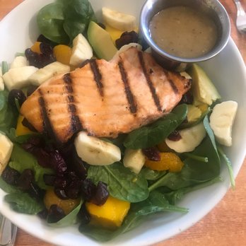 The Bistro On 2nd - Grilled Salmon Salad - New American Near Me - Monument, Colorado