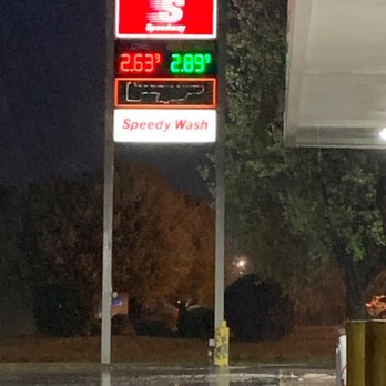 Speedway - a gas station at night - Gas Stations Near Me - Concord, North Carolina