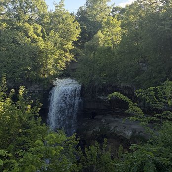 Minnehaha Park - Falls - Parks Near Me - Minneapolis, Minnesota