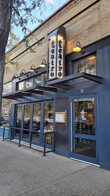 16 N San Francisco St by null