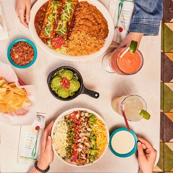 Chuy's - MIXI-COBB Salad - Fresh salad mix with fajita chicken, green chiles, cheese, avocados & tomatoes. - Tex-Mex Near Me - Springfield, Virginia