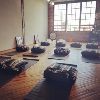 Intune Wellness - Group Sound bath meditation at Intune Wellness Studio - Reiki Near Me - Denver, Colorado