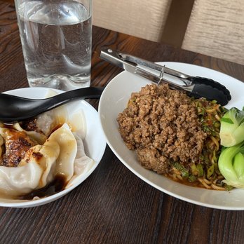 Sichuan Kitchen - Zhong dumplings and spicy noodles with minced pork - Szechuan Near Me - Portland, Maine Sichuan Kitchen - Zhong dumplings and spicy noodles with minced pork - Szechuan Near Me - Portland, Maine