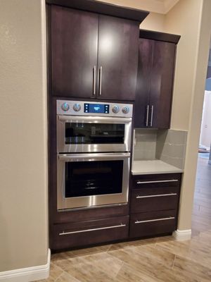 Kitchen Connection LLC by null