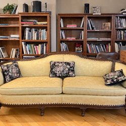 A Book Barn - Great reading space