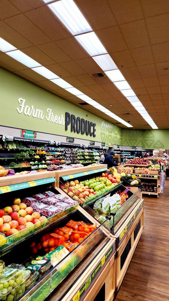 ALBERTSONS Updated August 2024 34 Photos & 28 Reviews 2230 N