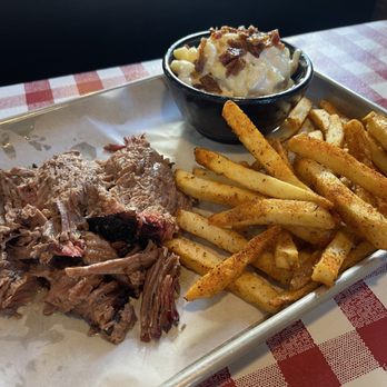 Armadillo Willy's BBQ - Texas Brisket-TX Plate - Barbeque Near Me - San Mateo, California