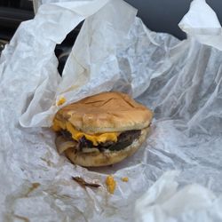 88 Giant Burgers To Go - The Western Burger