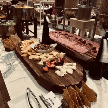 J's Restaurant And Bar - Meat/cheese plates - Pizza Near Me - Horseshoe Bay, Texas
