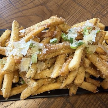 Burgers 2 Beer - Garlic Parmesan Truffle Fries - Burgers Near Me - Highland Heights, Ohio Burgers 2 Beer - Garlic Parmesan Truffle Fries - Burgers Near Me - Highland Heights, Ohio