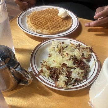 Ole's Waffle Shop - Diners Near Me - Alameda, California