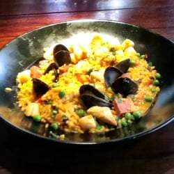 Bahama Breeze - Paella