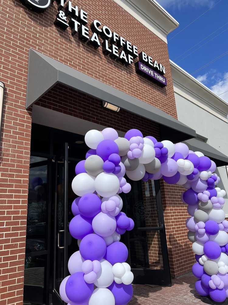 The Coffee Bean & Tea Leaf, Bakersfield Roadtrippers