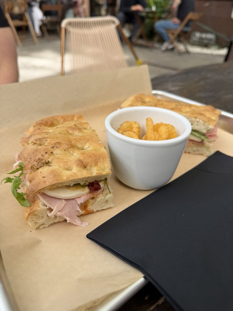 Panini & Fromage Logo