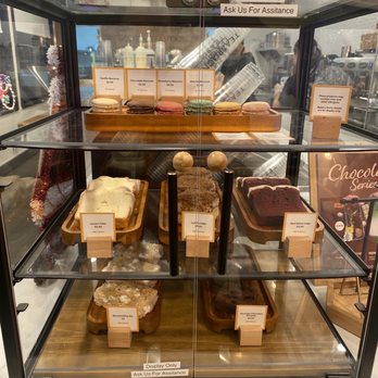 Teaspoon - Pastries & macarons - Desserts Near Me - Hayward, California