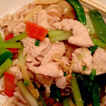Beijing Cafe - Chicken Low Mein... Perfect ! Photo:Jonathan David Sabin Copyright 2015 - Chinese Near Me - Valdosta, Georgia Beijing Cafe - Chicken Low Mein... Perfect ! Photo:Jonathan David Sabin Copyright 2015 - Chinese Near Me - Valdosta, Georgia
