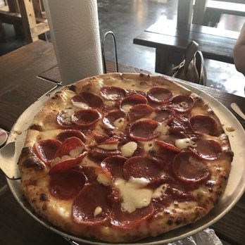 V Pizza - We had great pizza and wings! Service was great and they took time to explain how the pizza was made. - Pizza Near Me - Jacksonville Beach, Florida V Pizza - We had great pizza and wings! Service was great and they took time to explain how the pizza was made. - Pizza Near Me - Jacksonville Beach, Florida