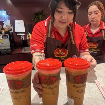 ChaTraMue - Thai Milk Tea with Vivienne - Bubble Tea Near Me - Toronto, Ontario