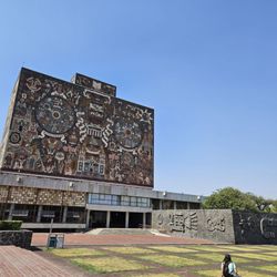 UNAM