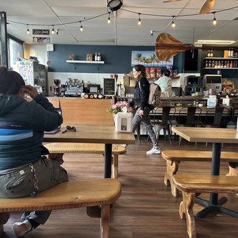 Ocean Beach Cafe - Inside - Cafes Near Me - San Francisco, California Ocean Beach Cafe - Inside - Cafes Near Me - San Francisco, California