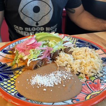 Maiz Molino - Enchiladas - Mexican Near Me - Seattle, Washington Maiz Molino - Enchiladas - Mexican Near Me - Seattle, Washington