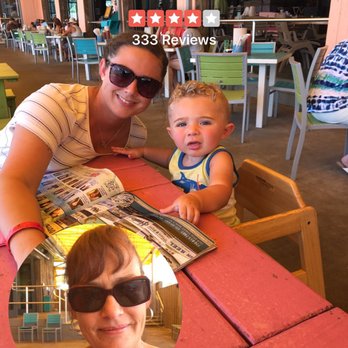 LuLu's Destin - Seafood Near Me - Destin, Florida