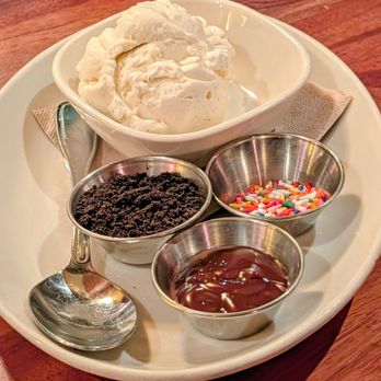 Wood Ranch Valencia - Kids Meal Ice Cream - Barbeque Near Me - Stevenson Ranch, California Wood Ranch Valencia - Kids Meal Ice Cream - Barbeque Near Me - Stevenson Ranch, California