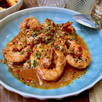 Hatchet Hall - Shrimp and grits - Cocktail Bars Near Me - Los Angeles, California