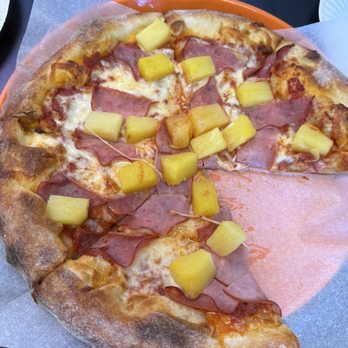 Bizza - PINEAPPLE EXPRESS - Vegan Near Me - San Mateo, California Bizza - PINEAPPLE EXPRESS - Vegan Near Me - San Mateo, California