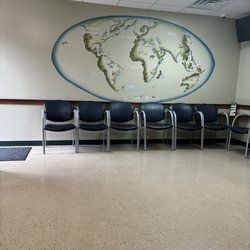 Pediatric Associates Loop - Waiting room
