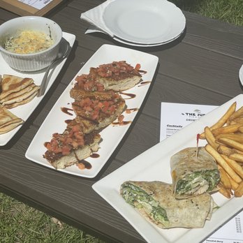 Jubilee Pavilion - Spinach dip, Bruschetta, Caesar wrap with fries - Pubs Near Me - Oshawa, Ontario