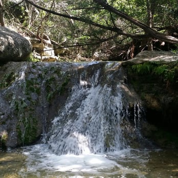 River Place Nature Trail - Fun mini-waterfall - Hiking Near Me - Austin, Texas River Place Nature Trail - Fun mini-waterfall - Hiking Near Me - Austin, Texas