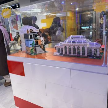 LEGO - Toy Stores Near Me - New York, New York LEGO - Toy Stores Near Me - New York, New York