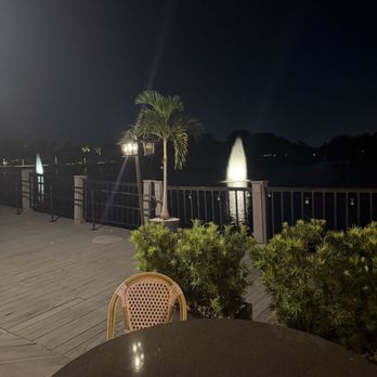 Chloe's Bistro - Outside on the water - Italian Near Me - Boca Raton, Florida Chloe's Bistro - Outside on the water - Italian Near Me - Boca Raton, Florida