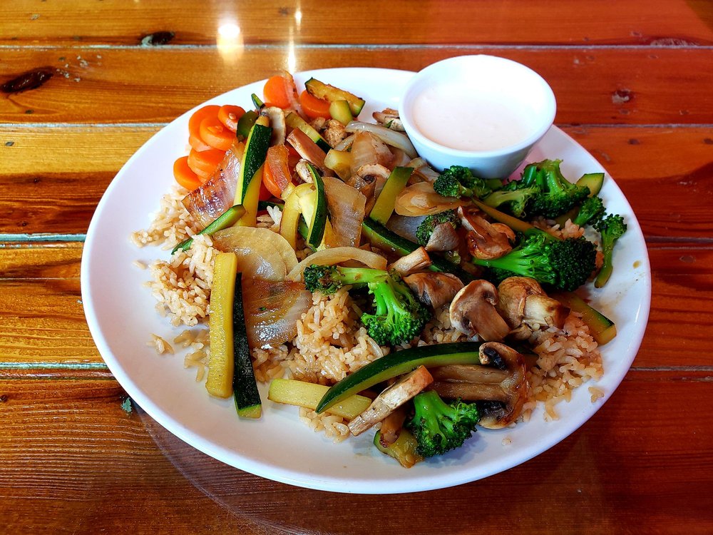 KAZOKU SUSHI AND BAR Updated September 2024 75 Photos & 38 Reviews